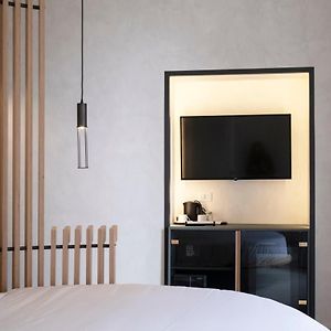 Camera con letto king size